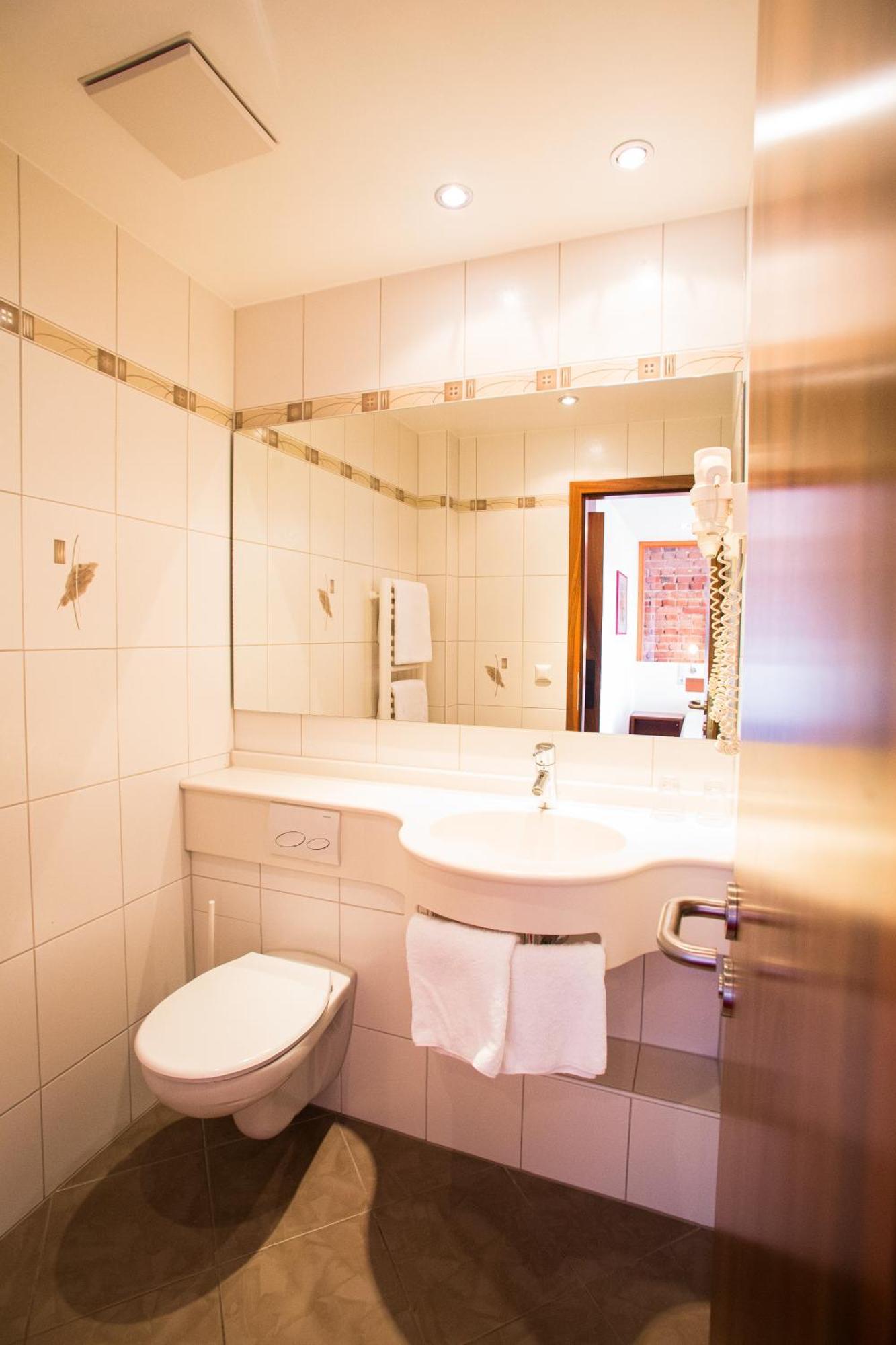 Gaestehaus Guehring Rosenfeld Exteriör bild